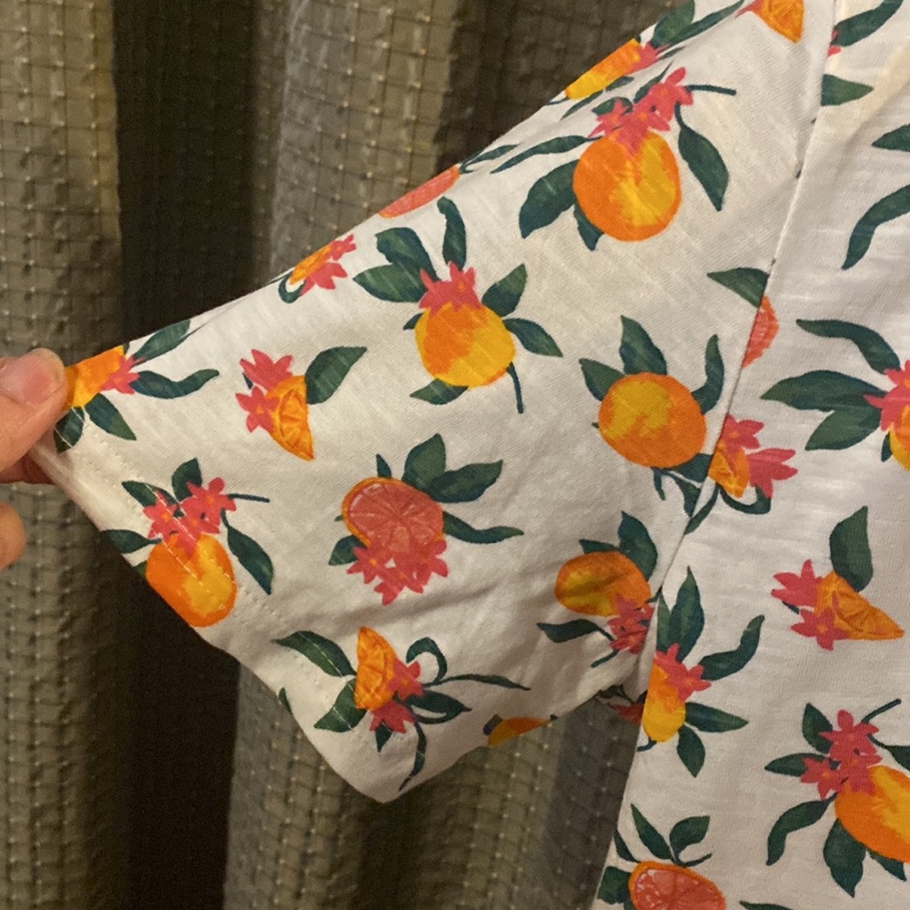 Top - Picture 3 of 4